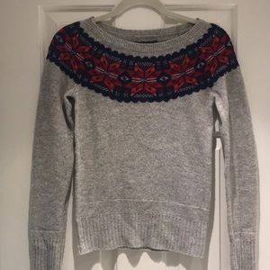 American Eagle sweater